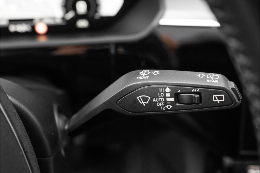Audi e-tron e-tron 50 Quattro Launch Ed Advanced 71 kWh Pano Leder ACC 20"