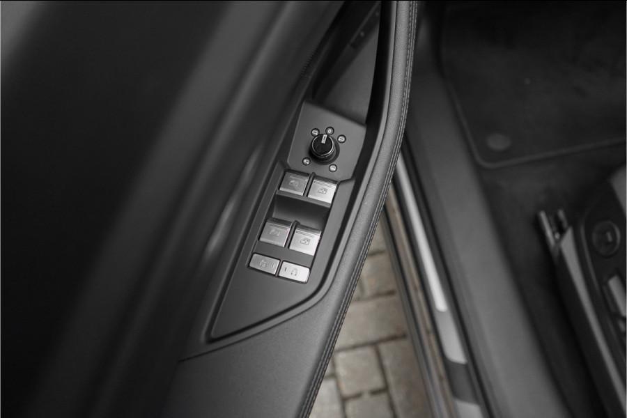 Audi e-tron e-tron 50 Quattro Launch Ed Advanced 71 kWh Pano Leder ACC 20"