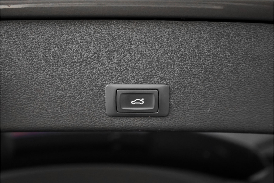 Audi e-tron e-tron 50 Quattro Launch Ed Advanced 71 kWh Pano Leder ACC 20"