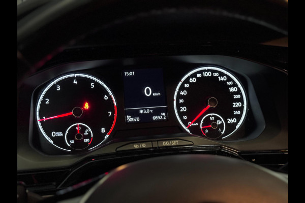 Volkswagen Polo 1.0 TSI Comfortline | CAMERA | CLIMA | STOELVERW. | CARPLAY