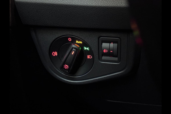 Volkswagen Polo 1.0 TSI Comfortline | CAMERA | CLIMA | STOELVERW. | CARPLAY