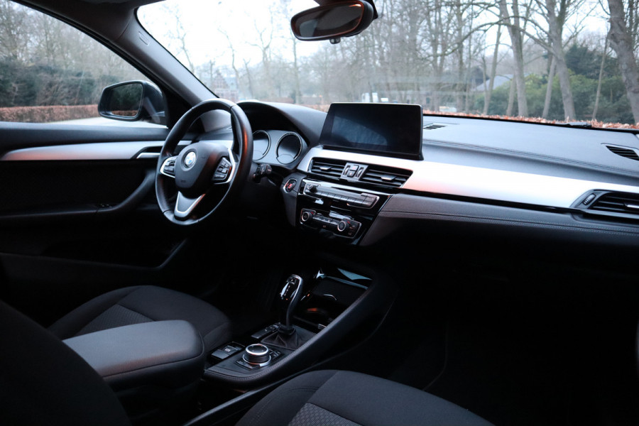 BMW X2 sDrive20i Business Edition | Head-up | Camera | Navi |