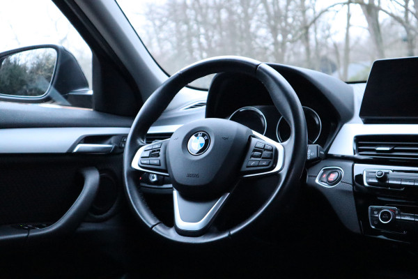 BMW X2 sDrive20i Business Edition | Head-up | Camera | Navi |