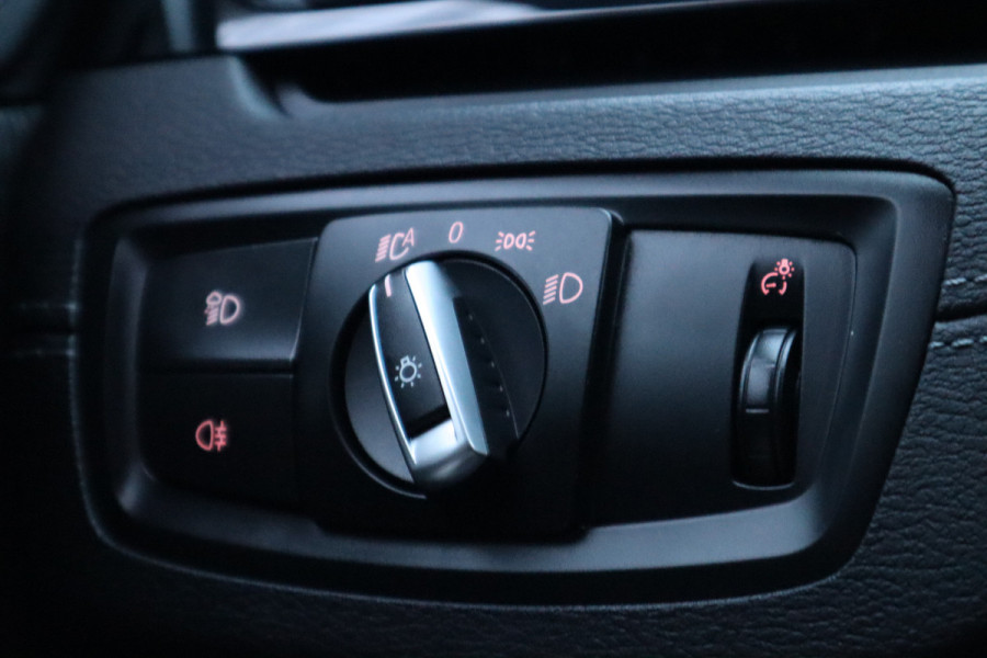 BMW X2 sDrive20i Business Edition | Head-up | Camera | Navi |