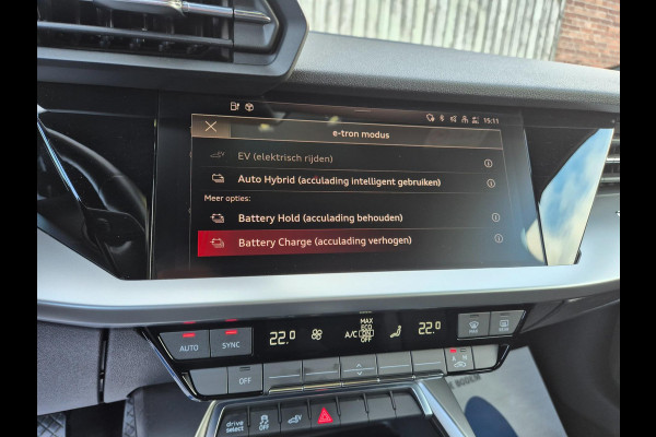 Audi A3 Sportback 40 TFSI e Business edition LED, Virtual, NAP