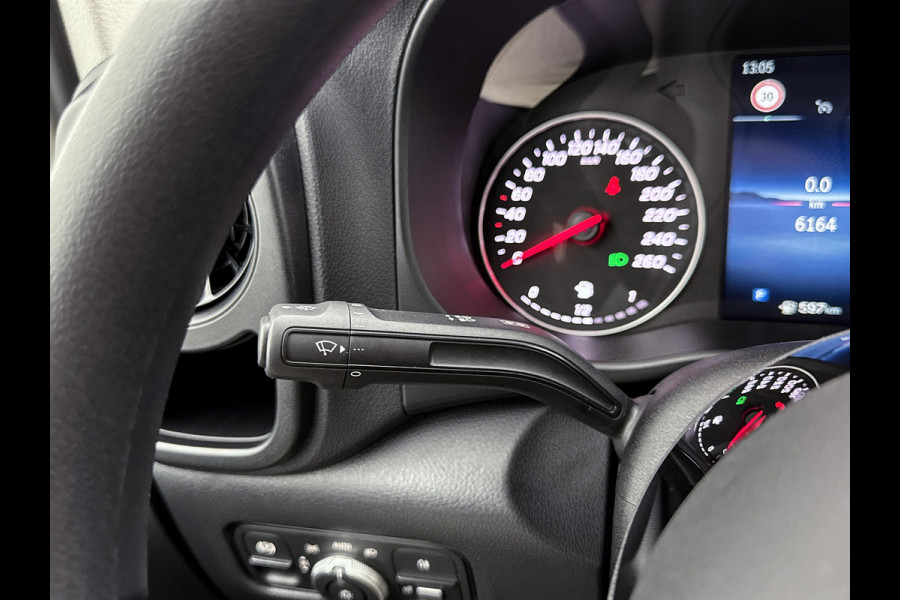 Mercedes-Benz Vito 116 CDI L2 Pro Led voor + achter Parkeerpakket Achterklep Trekhaak Achteruitrijcamera Apple Carplay/Android Auto Betimmering Cru