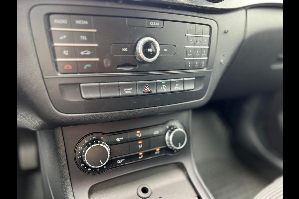Mercedes-Benz B-Klasse 220 d Ambition // AUTOMAAT / AIRCO / EURO 6 / BLUETOOTH / NAP /