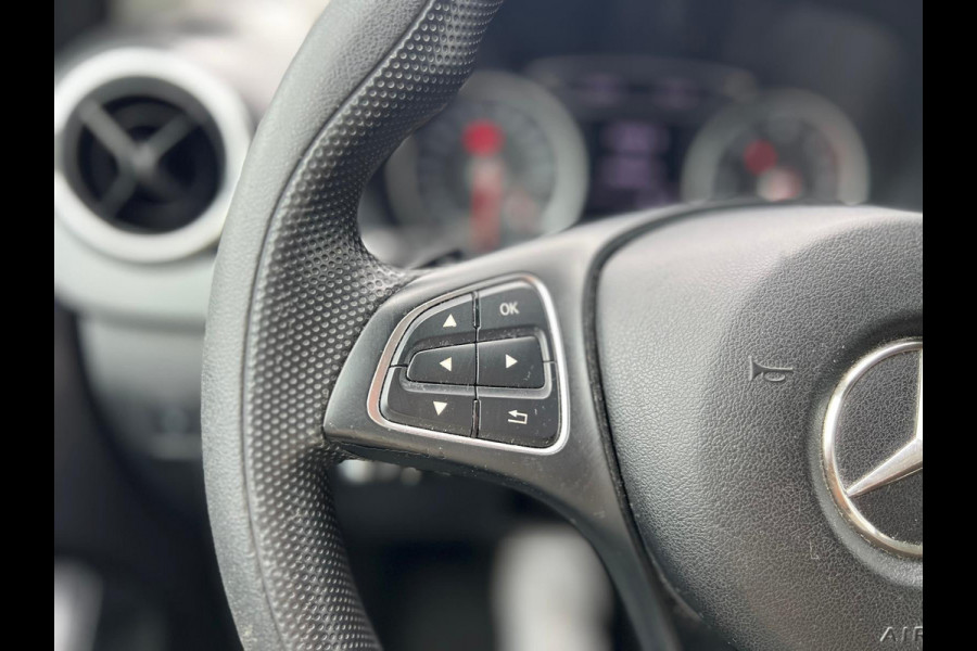 Mercedes-Benz B-Klasse 220 d Ambition // AUTOMAAT / AIRCO / EURO 6 / BLUETOOTH / NAP /