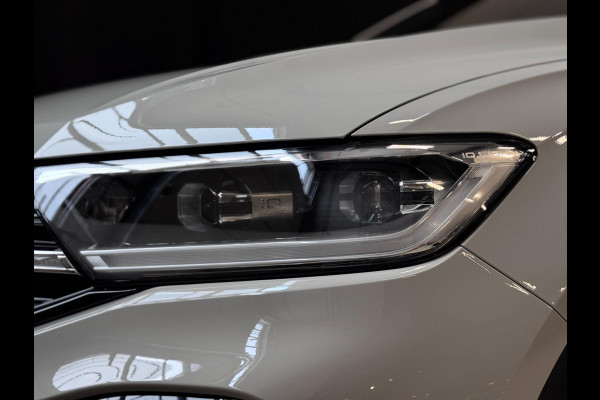 Volkswagen T-Roc 1.5 TSI R-Line PANO | IQ LED | KEYLESS | VIRTUAL | CAMERA | VOL!