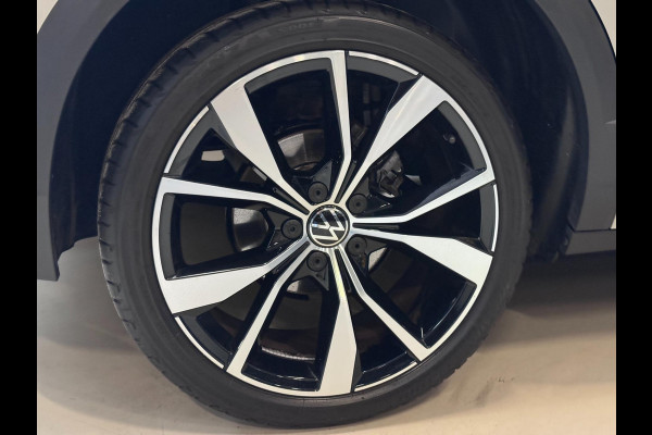 Volkswagen T-Roc 1.5 TSI R-Line PANO | IQ LED | KEYLESS | VIRTUAL | CAMERA | VOL!