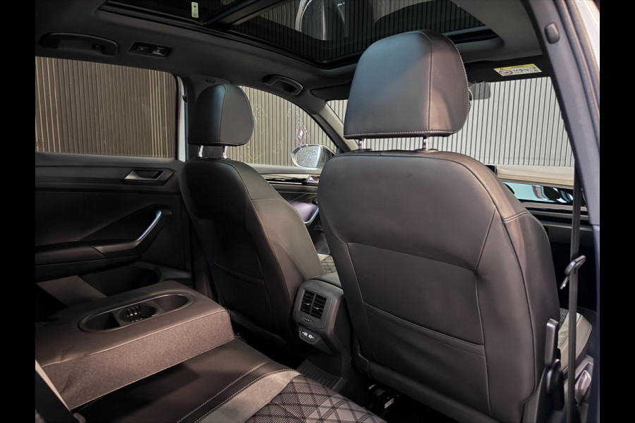 Volkswagen T-Roc 1.5 TSI R-Line PANO | IQ LED | KEYLESS | VIRTUAL | CAMERA | VOL!