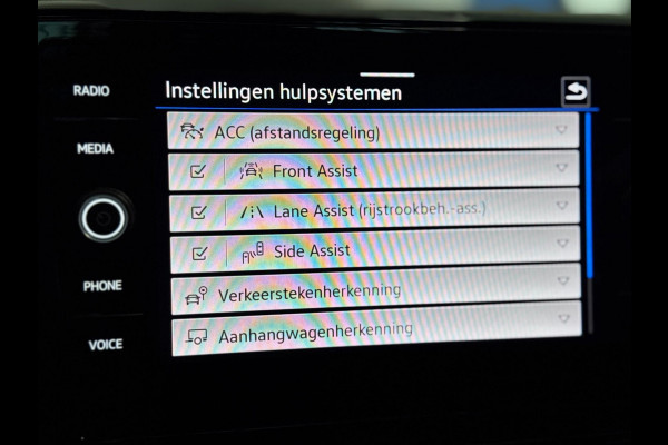 Volkswagen T-Roc 1.5 TSI R-Line PANO | IQ LED | KEYLESS | VIRTUAL | CAMERA | VOL!