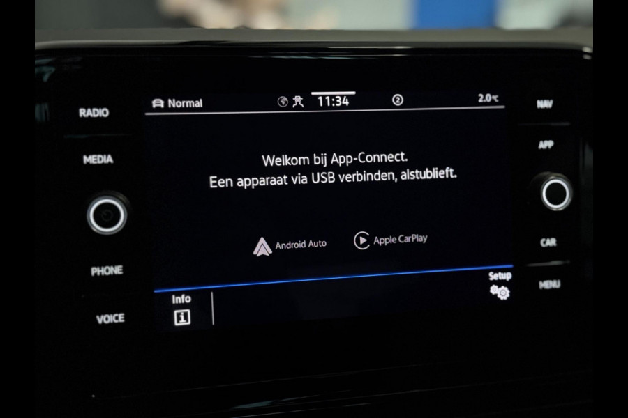 Volkswagen T-Roc 1.5 TSI R-Line PANO | IQ LED | KEYLESS | VIRTUAL | CAMERA | VOL!