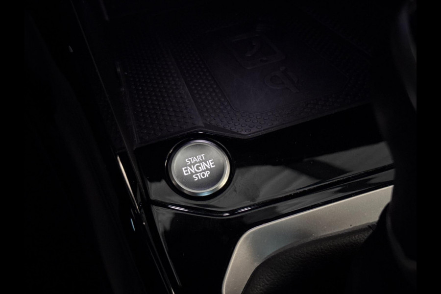 Volkswagen T-Roc 1.5 TSI R-Line PANO | IQ LED | KEYLESS | VIRTUAL | CAMERA | VOL!