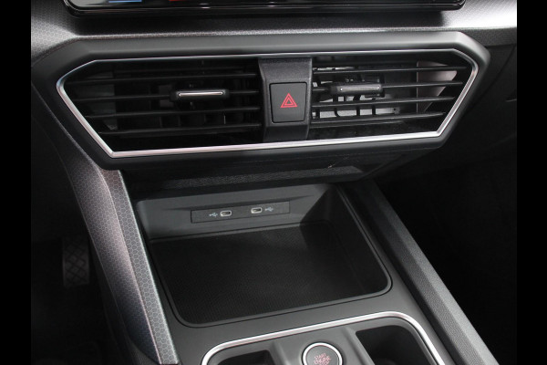 Seat Leon 1.0 eTSI 110pk Automaat Style Navigatie Apple Carplay/ Android Auto Camera Parkeersensoren Stoel- en stuurverwarming Cruise Control Virtual Cockpit Climate Control