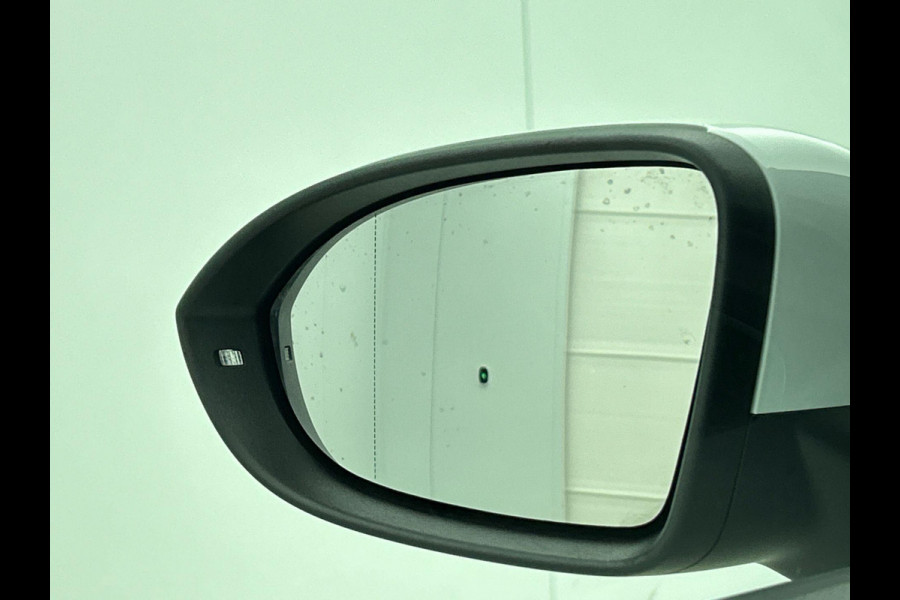 Volkswagen ID.3 Pro Edition 58 kWh Airco ECC Navi Carplay PDC VA + Camera Adaptive Cruise Control Full LED Stoel/Stuurverwarming Alcantara bekleding