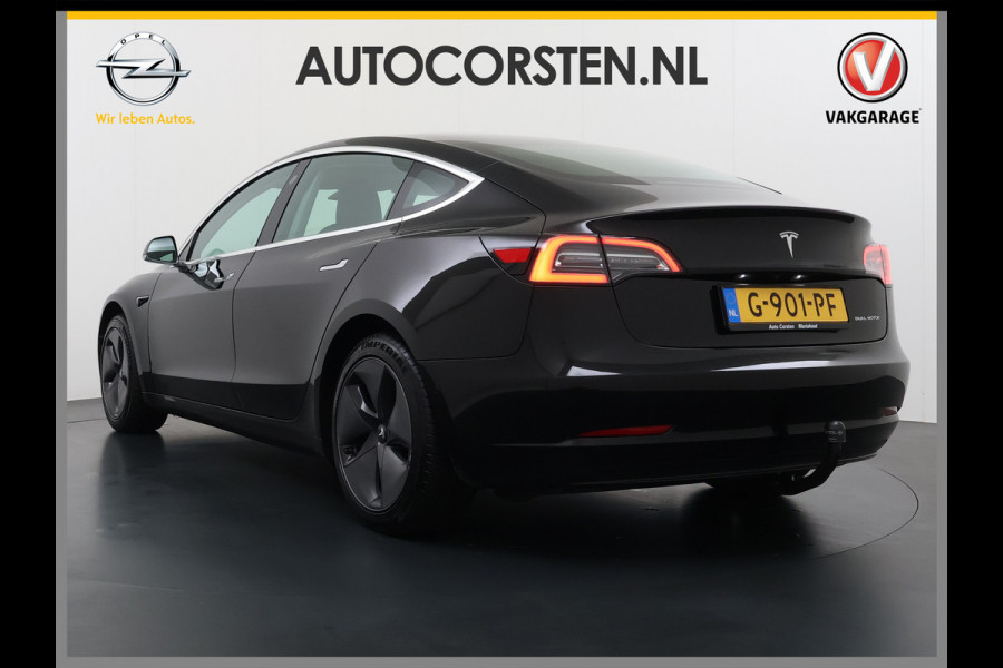 Tesla Model 3 Long Range AWD 75kWh Trekhaak Lmv 18" AutoPilot FSD Leder Panoramadak Adaptive-Cruise Camera's Elektr.-Stuur+Stoelen+Spiegels+Ge Navi LED Comfortstoelen ACC DAB Voorverwarmen interieur via App Keyless One-Pedal-Drive 4WD 1.000KG Trekgewicht Origineel Nederlandse Auto Fabrieksgarantie op Batterij en Motor tot 192.000km/18-11-2027