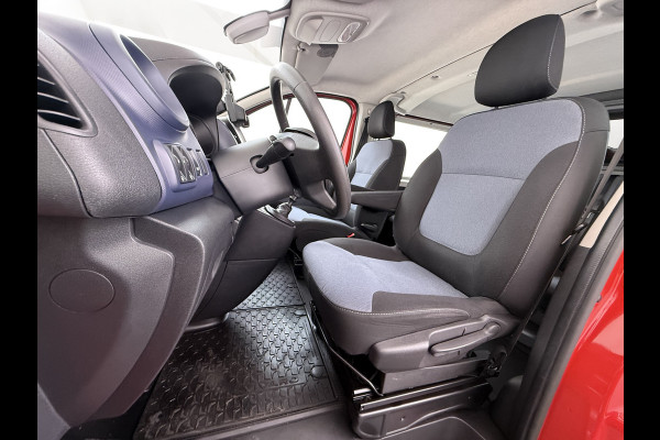 Opel Vivaro 1.6CDTI L2H1 Dubbele Cabine 5-Persoons Euro 6 Airco Navi Cruise Control Regen-Lichtsensor Pdc Betonplex Vloer Wandbetimmering Schuifdeuren 1e Eigenaar Origineel Nederlandse Auto