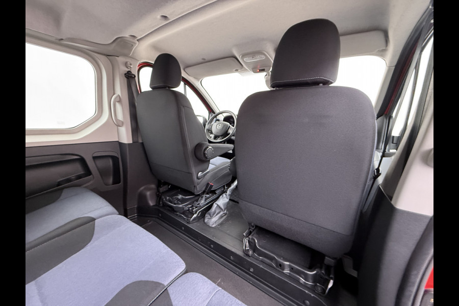 Opel Vivaro 1.6CDTI L2H1 Dubbele Cabine 5-Persoons Euro 6 Airco Navi Cruise Control Regen-Lichtsensor Pdc Betonplex Vloer Wandbetimmering Schuifdeuren 1e Eigenaar Origineel Nederlandse Auto