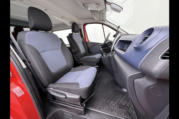 Opel Vivaro 1.6CDTI L2H1 Dubbele Cabine 5-Persoons Euro 6 Airco Navi Cruise Control Regen-Lichtsensor Pdc Betonplex Vloer Wandbetimmering Schuifdeuren 1e Eigenaar Origineel Nederlandse Auto