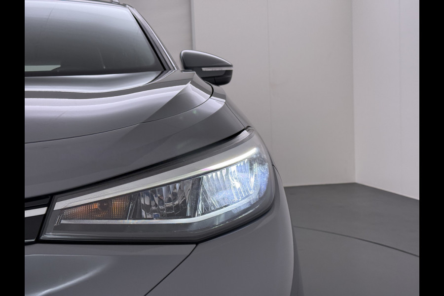 Volkswagen ID.4 Pro 82kWh SOH 91% ErgoActive Comfort Stoelen+Memory Adap.Cruise Navi Ecc Apple Carplay Android Auto Pdc Stuur+Stoelverwarming Lmv 19" Bluetooth Rijstrooksensor Style-pakket Elek.Stoelen 1e Eigenaar Origineel Nederlandse Auto