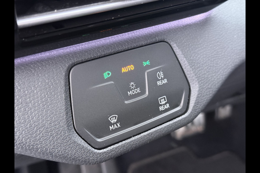 Volkswagen ID.4 Pro 82kWh SOH 91% ErgoActive Comfort Stoelen+Memory Adap.Cruise Navi Ecc Apple Carplay Android Auto Pdc Stuur+Stoelverwarming Lmv 19" Bluetooth Rijstrooksensor Style-pakket Elek.Stoelen 1e Eigenaar Origineel Nederlandse Auto