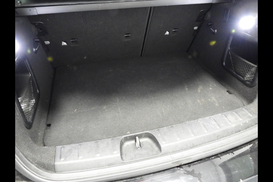 MINI Clubman 1.5 Aut. One Business Edition NAVI/CLIMA/PDC/17"LMV!