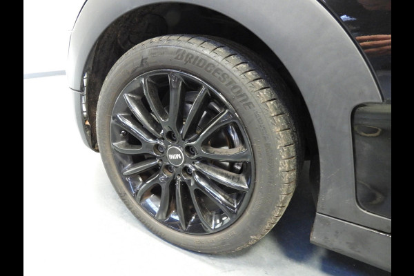 MINI Clubman 1.5 Aut. One Business Edition NAVI/CLIMA/PDC/17"LMV!