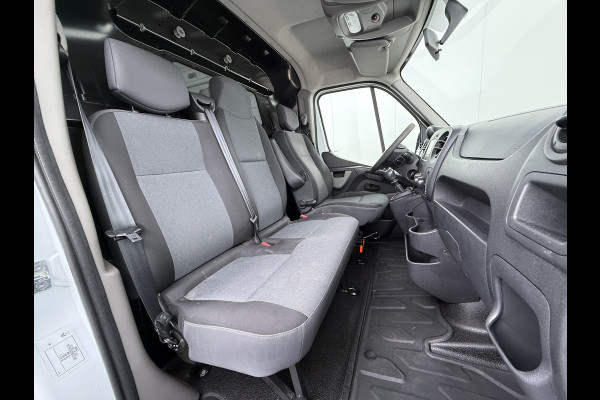 Renault Master T35 2.3DCI L2H2 3-Persoons 2X Schuifdeur Airco Camera Cruise Control Pdc Betonplex Vloer Wandbetimmering Schuifdeuren Achterdeuren Sidebars Euro 6 Origineel Nederlandse Auto