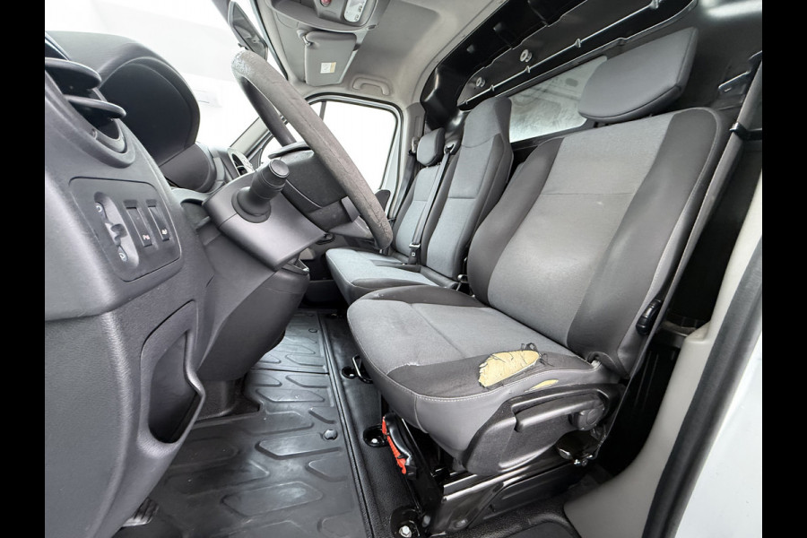 Renault Master T35 2.3DCI L2H2 3-Persoons 2X Schuifdeur Airco Camera Cruise Control Pdc Betonplex Vloer Wandbetimmering Schuifdeuren Achterdeuren Sidebars Euro 6 Origineel Nederlandse Auto