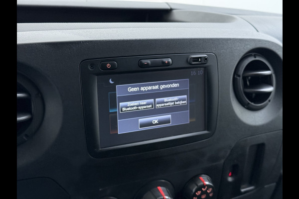 Renault Master T35 2.3DCI L2H2 3-Persoons 2X Schuifdeur Airco Camera Cruise Control Pdc Betonplex Vloer Wandbetimmering Schuifdeuren Achterdeuren Sidebars Euro 6 Origineel Nederlandse Auto