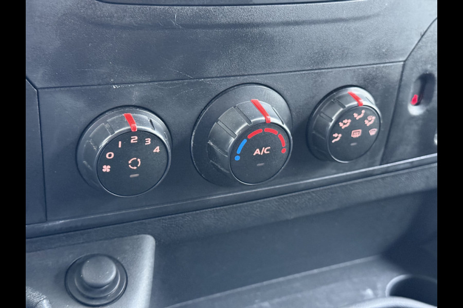 Renault Master T35 2.3DCI L2H2 3-Persoons 2X Schuifdeur Airco Camera Cruise Control Pdc Betonplex Vloer Wandbetimmering Schuifdeuren Achterdeuren Sidebars Euro 6 Origineel Nederlandse Auto