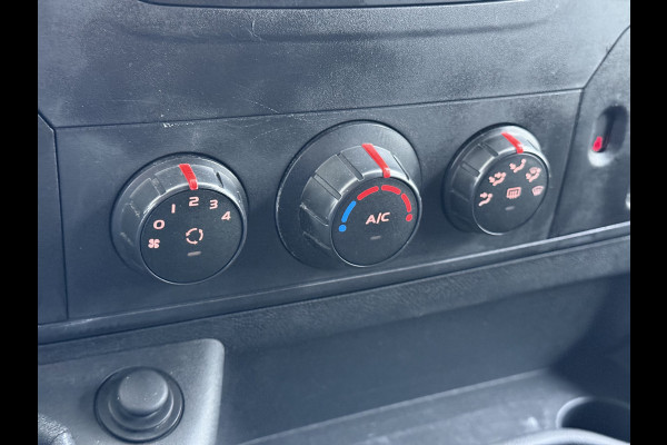 Renault Master T35 2.3DCI L2H2 3-Persoons 2X Schuifdeur Airco Camera Cruise Control Pdc Betonplex Vloer Wandbetimmering Schuifdeuren Achterdeuren Sidebars Euro 6 Origineel Nederlandse Auto