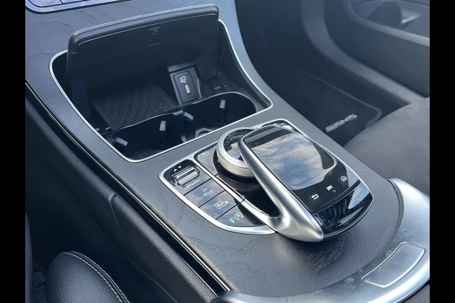 Mercedes-Benz C-Klasse 200 Business Solution AMG PANODAK | STOELVERWARMING | CAMERA | APPLE CARPLAY | MERCEDES-DEALER ONDERHOUDEN | ORIGINEEL NL | 2e EIGENAAR | 12 MND BOVAG GARANTIE