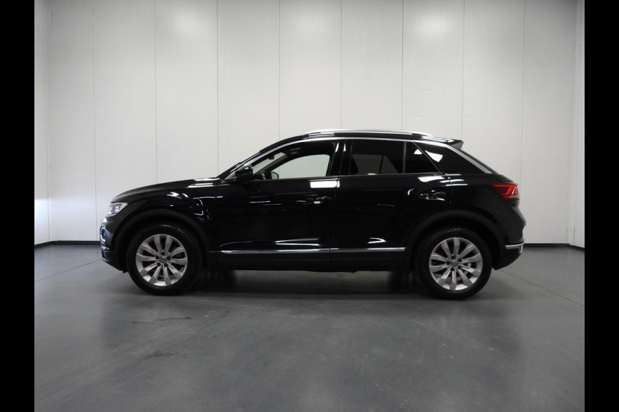 Volkswagen T-Roc 1.5 TSI Sport NAVI/CAMERA/LED/TREKH./17"LMV!