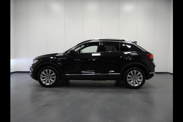 Volkswagen T-Roc 1.5 TSI Sport NAVI/CAMERA/LED/TREKH./17"LMV!