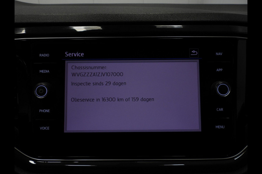 Volkswagen T-Roc 1.5 TSI Sport NAVI/CAMERA/LED/TREKH./17"LMV!