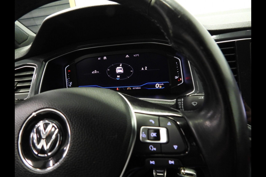 Volkswagen T-Roc 1.5 TSI Sport NAVI/CAMERA/LED/TREKH./17"LMV!