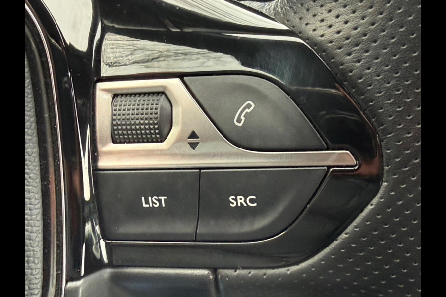 Peugeot e-208 EV GT Première 50 kWh, Panoramadak, achteruitrijcamera, stoelverwarming, 1/2 lederen sportinterieur, 17 inch