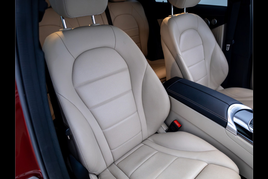 Mercedes-Benz EQC 400 4MATIC Business Solution Luxury 80 kWh | Burmester | Leer | Schuif- kanteldak | Stoelverwarming | Elec. klep, Head-up, Verkeerscamera's, Matrix Led