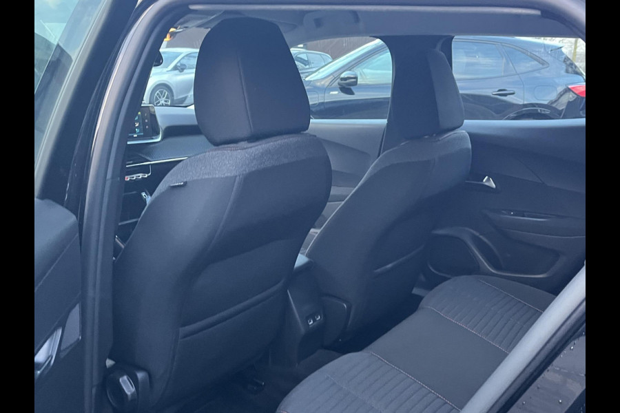 Peugeot e-2008 EV Active Pack 50 kWh SOH 91% | 3-FASE OPLADER | CAMERA | COMPLEET ONDERHOUDEN | RIJKLAAR | INCLUSIEF 12 MND BOVAG GARANTIE
