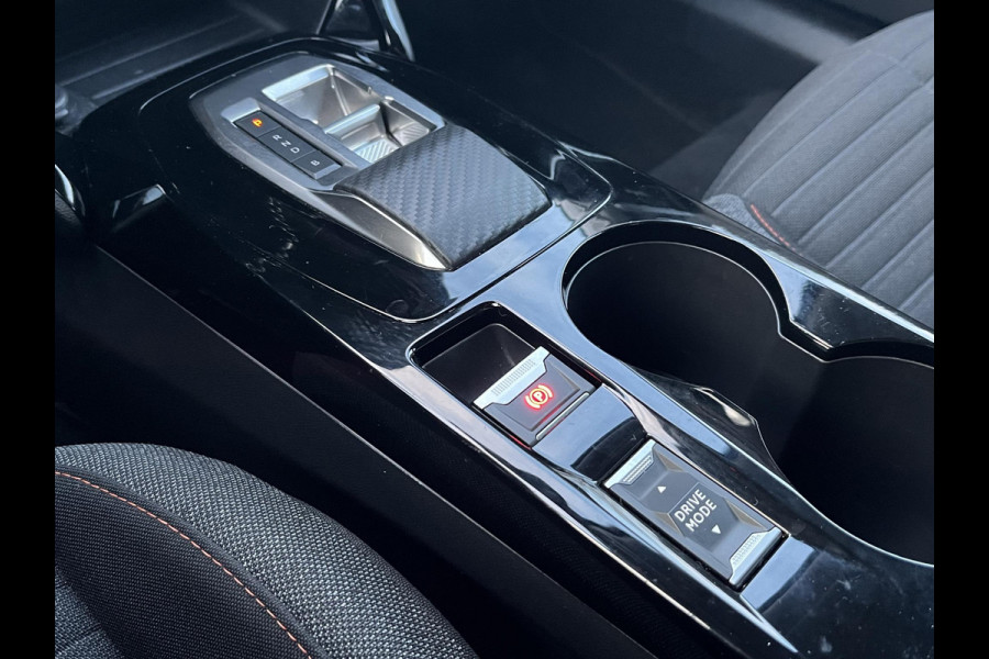 Peugeot e-2008 EV Active Pack 50 kWh SOH 91% | 3-FASE OPLADER | CAMERA | COMPLEET ONDERHOUDEN | RIJKLAAR | INCLUSIEF 12 MND BOVAG GARANTIE
