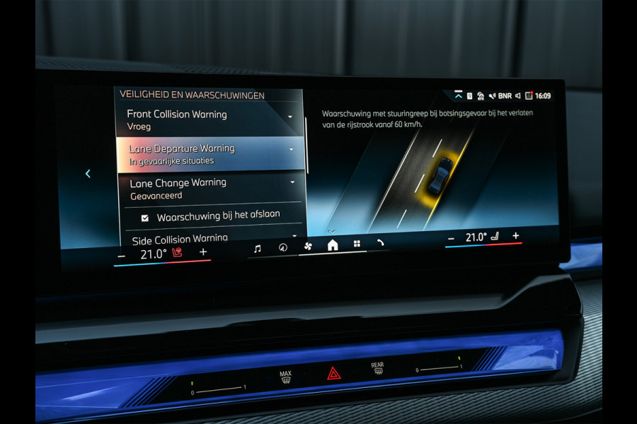 BMW 5 Serie 550e xDrive M Sport pro · Driving Assistant Professional · Stoel verwarming en ventilatie · Adaptive Suspension · Iconic Glow ·