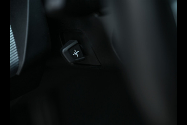 BMW 5 Serie 550e xDrive M Sport pro · Driving Assistant Professional · Stoel verwarming en ventilatie · Adaptive Suspension · Iconic Glow ·