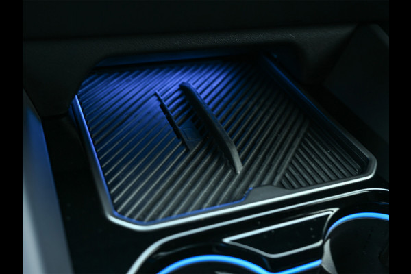 BMW 5 Serie 550e xDrive M Sport pro · Driving Assistant Professional · Stoel verwarming en ventilatie · Adaptive Suspension · Iconic Glow ·