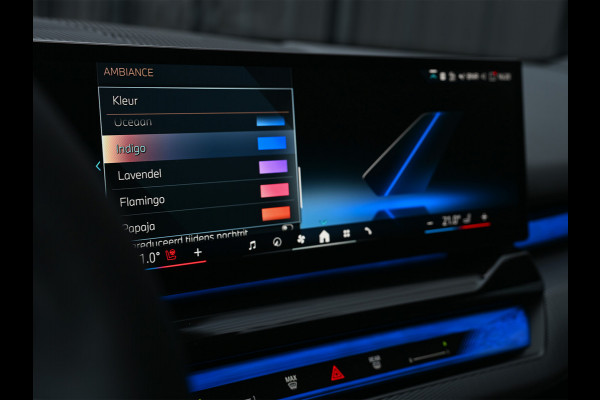 BMW 5 Serie 550e xDrive M Sport pro · Driving Assistant Professional · Stoel verwarming en ventilatie · Adaptive Suspension · Iconic Glow ·