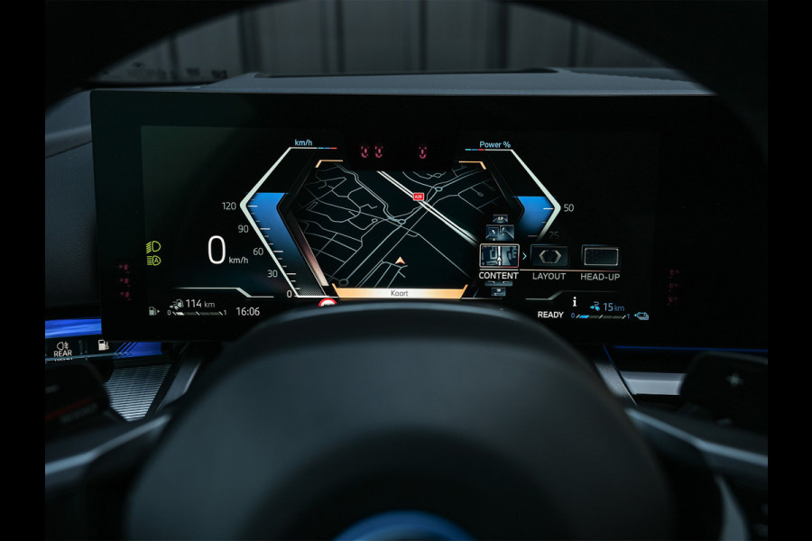 BMW 5 Serie 550e xDrive M Sport pro · Driving Assistant Professional · Stoel verwarming en ventilatie · Adaptive Suspension · Iconic Glow ·