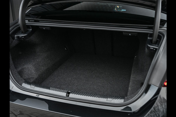 BMW 5 Serie 550e xDrive M Sport pro · Driving Assistant Professional · Stoel verwarming en ventilatie · Adaptive Suspension · Iconic Glow ·