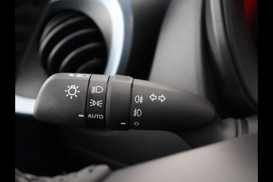 Toyota Aygo X 1.0 VVT-i MT Pulse | Apple Carplay & AndroidAUTO | Stoelverwarming | Camera |