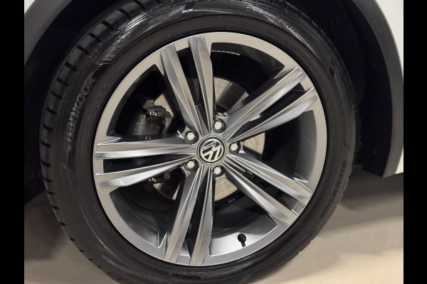 Volkswagen Tiguan 1.4 TSI ACT R-LINE | DSG | TREKHAAK